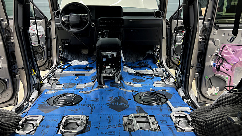 Шумоизоляция пола Тойота Ленд Крузер Прадо 250